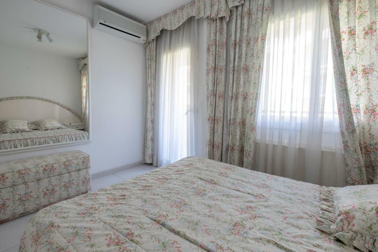 Apartamentos Monterroso Salou Zewnętrze zdjęcie